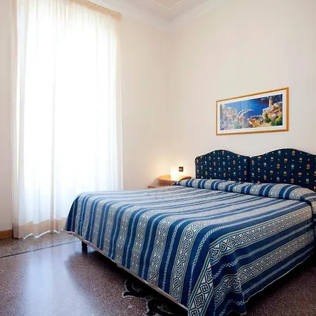 Dei Fiori Restaurant - Meeting & 3* Αλάσιο