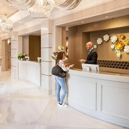 Dei Fiori Restaurant - Meeting&spa Hotel 3*