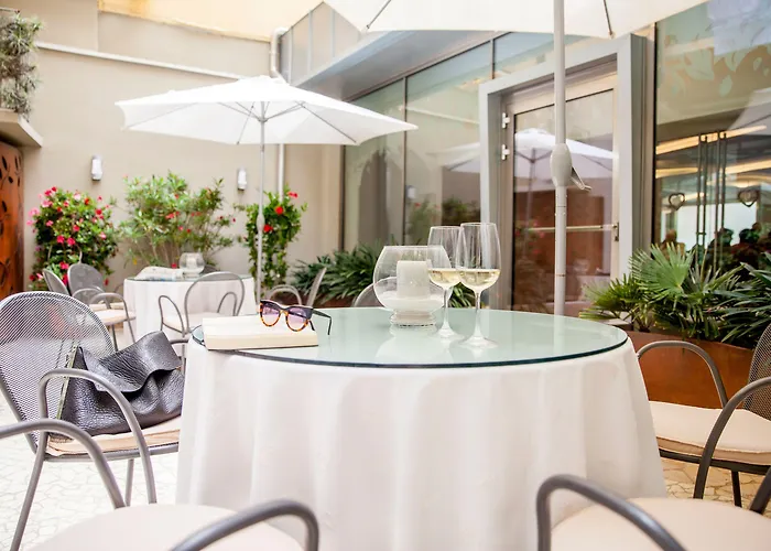 酒店 Dei Fiori Restaurant - Meeting & 3*