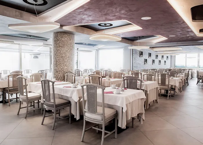 Dei Fiori Restaurant - Meeting & 酒店 阿拉西奥